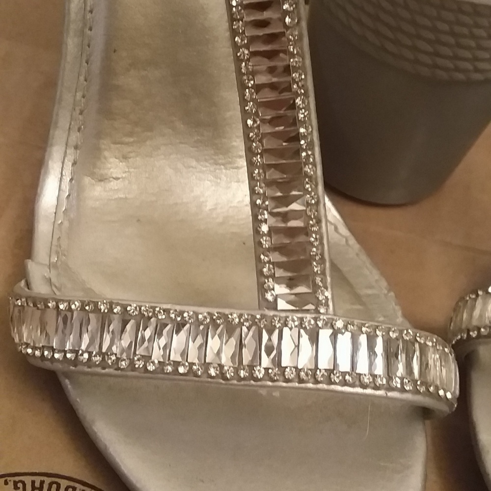 High Heels - Picture 5 of 6